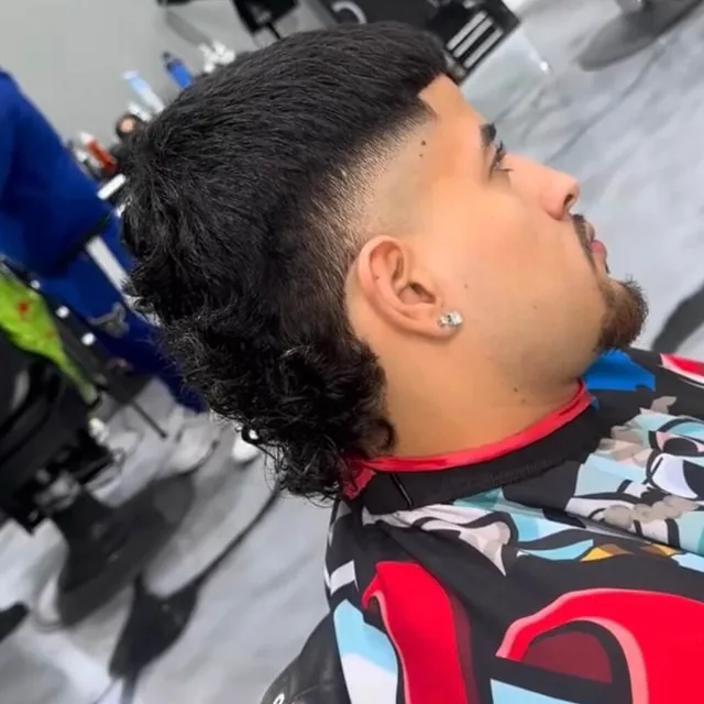 Corte degradado (fade) en Blades Vision Barbería